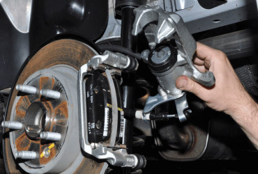 Замена тормозных суппортов