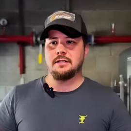 Александр Петров